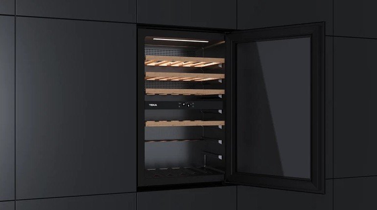 Встраиваемый винный холодильник под столешницу Teka RVI 20046 GBK